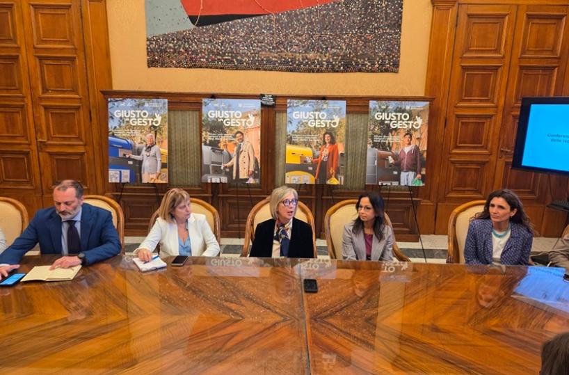 Bari, al via le installazioni dei &laquo;cassonetti intelligenti&raquo; all'Umbertino e Madonella: ecco come ottenere la tessera