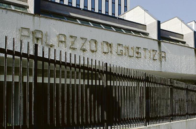 Contrabbando durante la missione della Marina, tutto da rifare: il processo si sposta da Brindisi a La Spezia