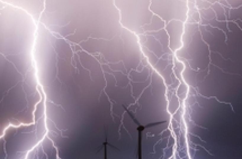 Due turisti sfiorati fulmine in Maremma