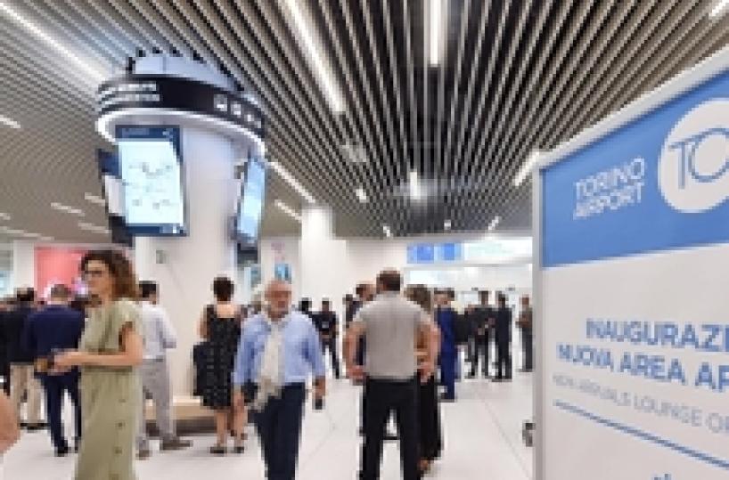 Atterraggio emergenza per aereo Alitalia