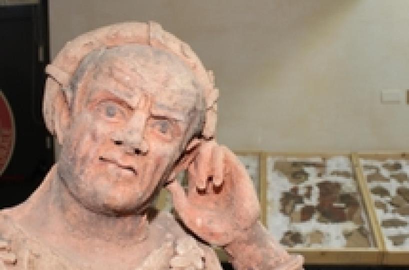 Temple paintings among Etruscan treasures returning to Italy