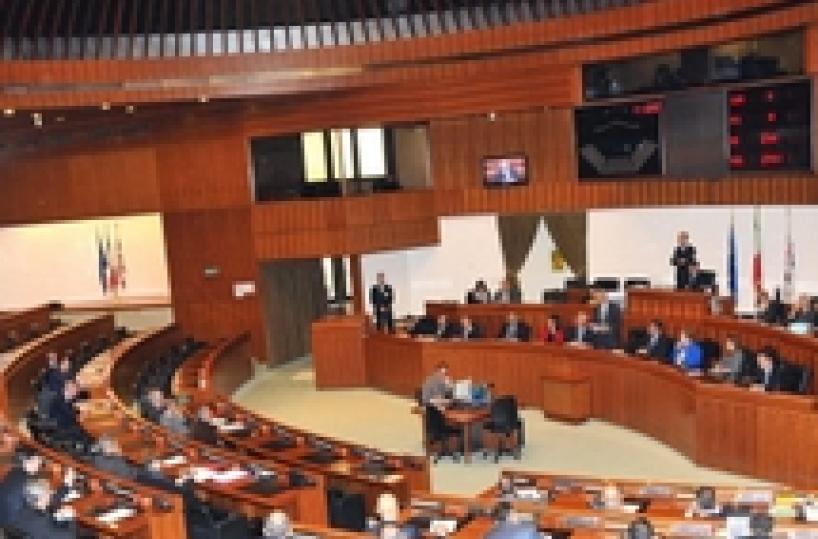 Consigliere arrestato,verso sospensione