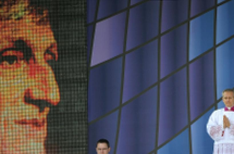 Vatican: Cardinal Newman to become saint