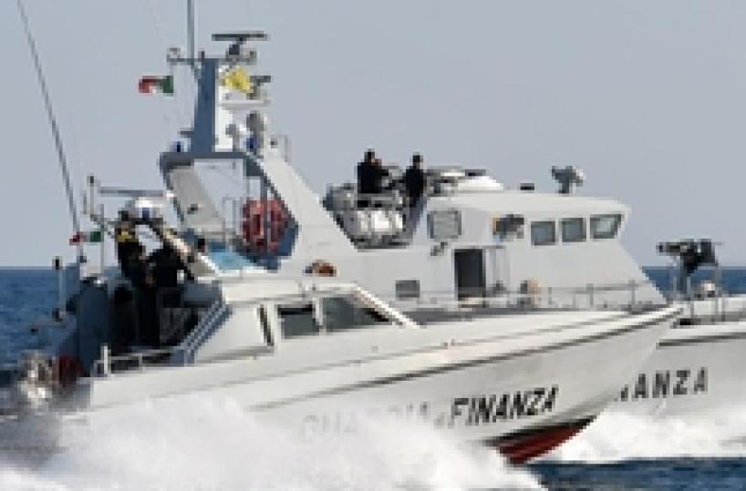Otranto, intercettato un motoveliero con 40 migranti