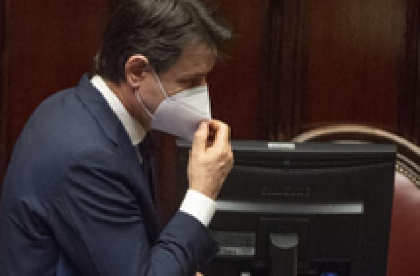 Covid 19, in Italia verso zona gialla «rafforzata» nei giorni feriali, arancione nel weekend