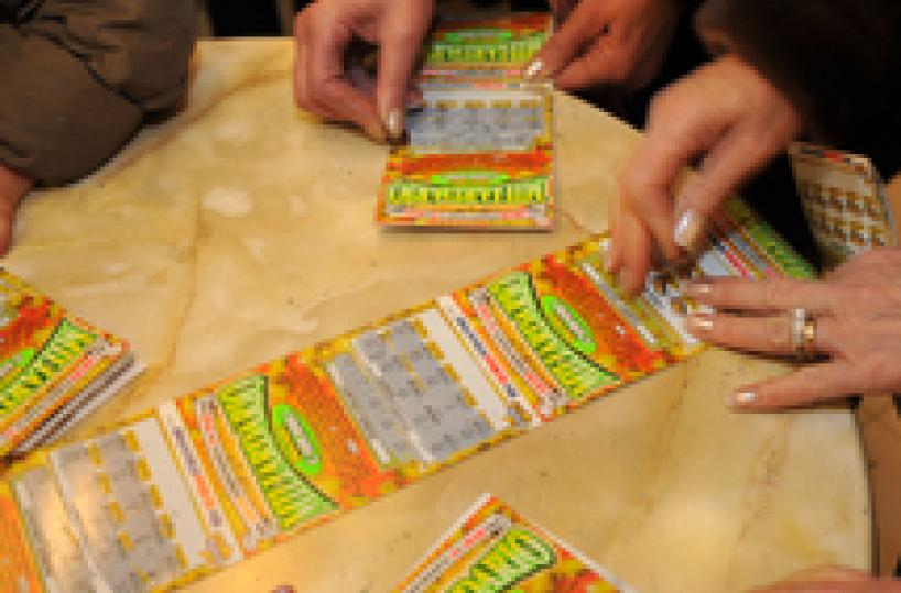 Trova'gratta e vinci',vince 100mila euro