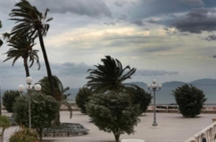 Allerta meteo: da domani venti forti e mareggiate