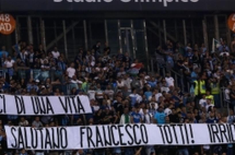 Irriducibili Lazio scrivono a Totti
