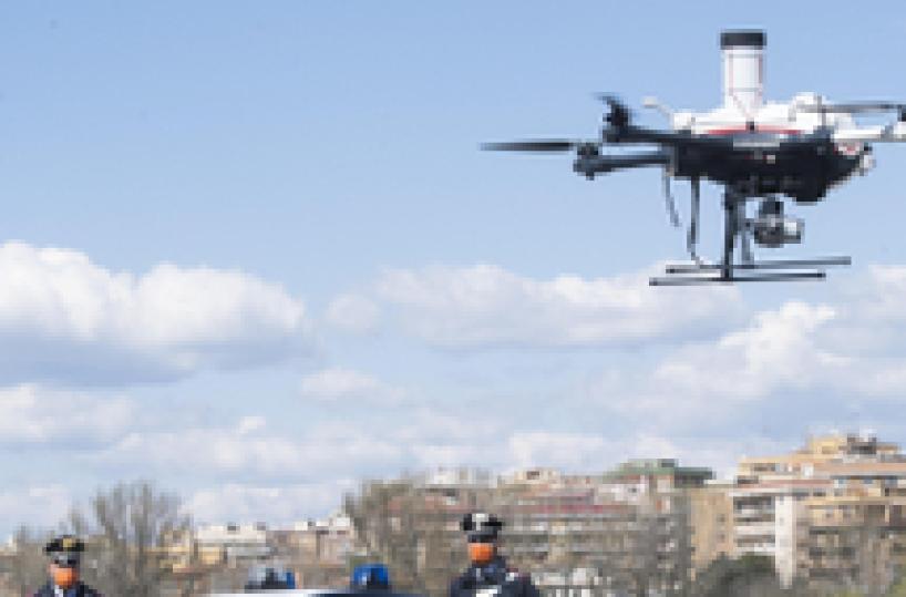 Drone dei Carabinieri su Scampia