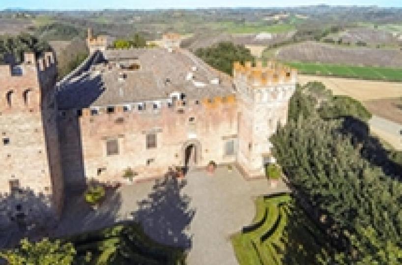 Castle on sale designed by Brunelleschi, expert says
