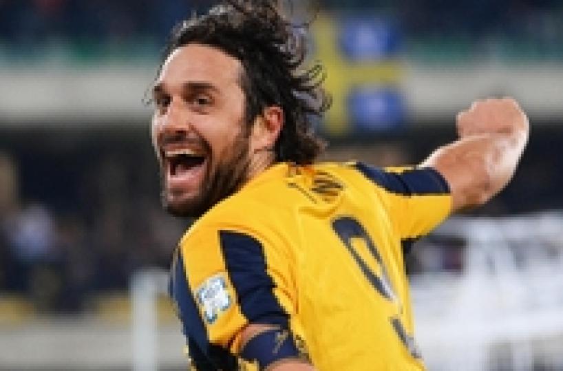 Soccer: Luca Toni quits