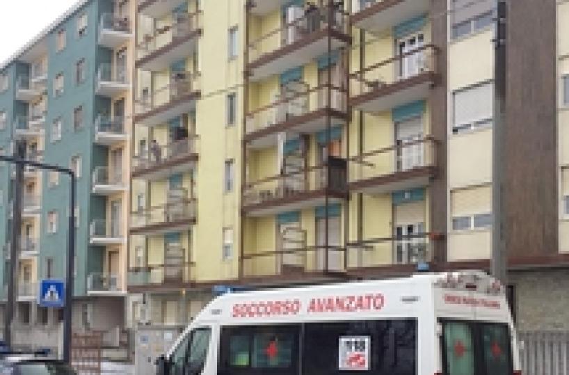 Lite fatale: madre muore, figlia è grave