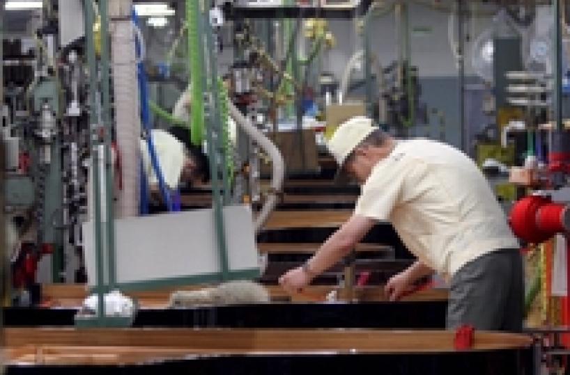 Eurozone unemployment falls to 10.5% in November