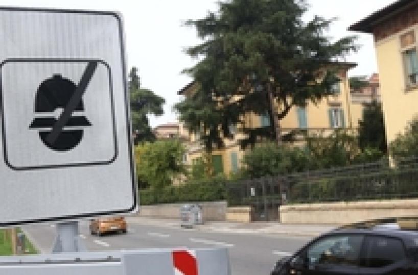 Multe velocità, parroco, 'confessatevi'