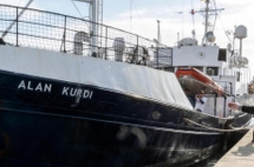 Germany asks for safe port for the Alan Kurdi