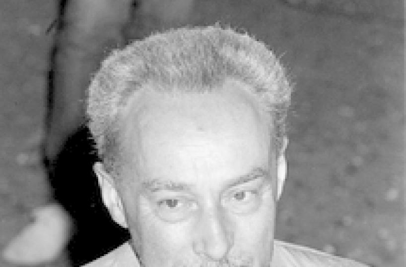 Calls for new chemical element to be dedicated to Primo Levi