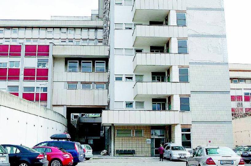 Galatone, ex assessore  schiacciato dal trattore