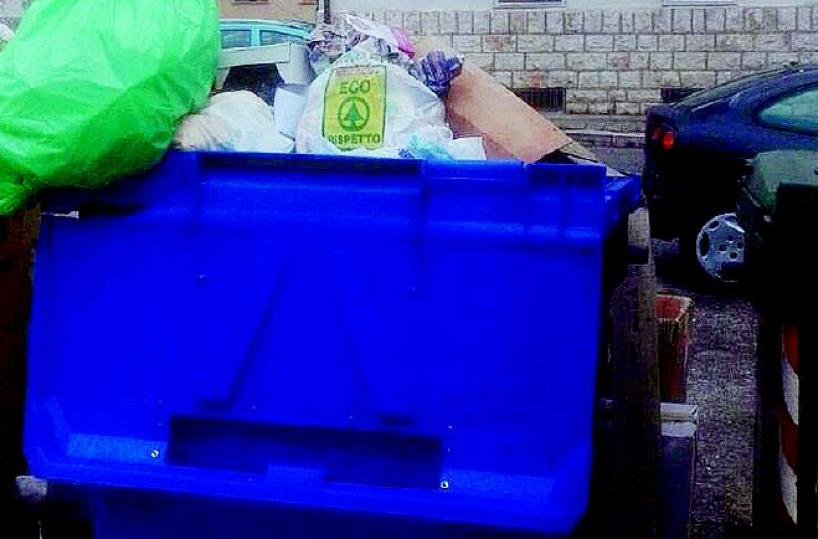 Il Comune attacca la Tradeco per la scarsa pulizia stradale