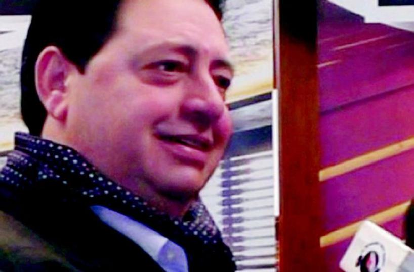 Perde il controllo dell'auto  e si schianta: muore un dj