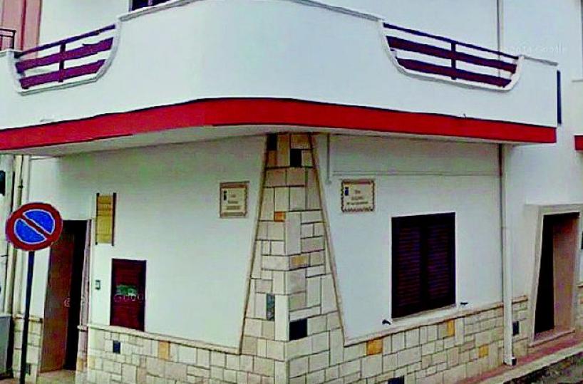 Tre colpi di pistola a Leporano  contro l'abitazione del sindaco