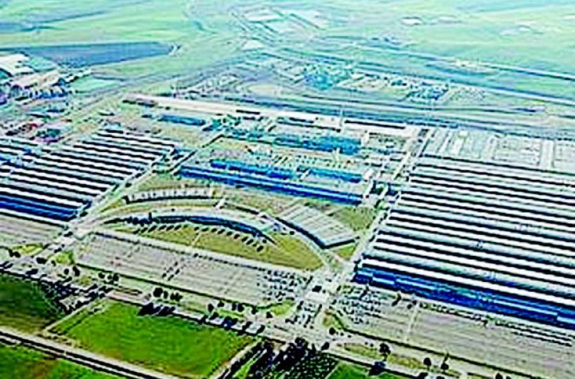 I tanti pendolari della Sata «Il viaggio lo paghi Fca»