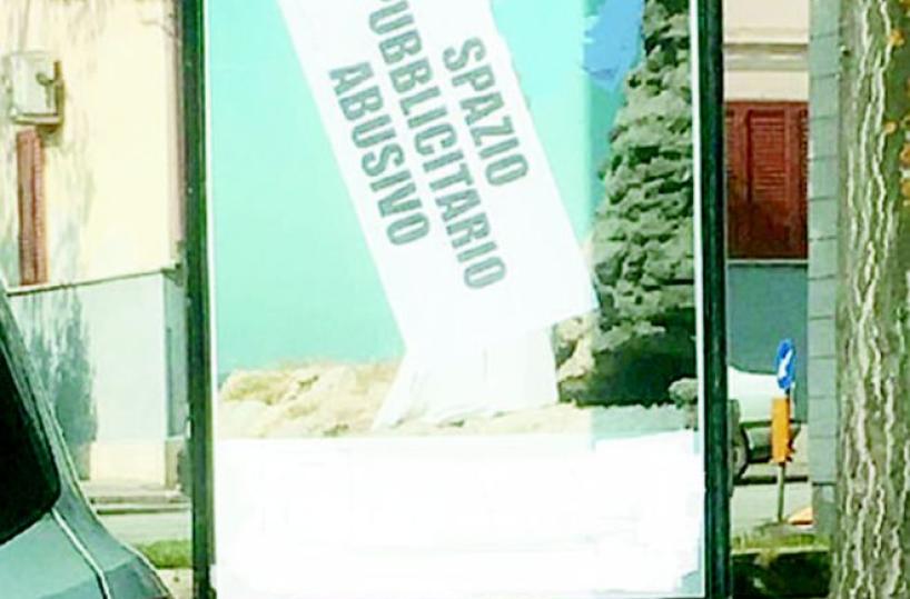 «Pubblicità, sono abusivi oltre duemila cartelloni»