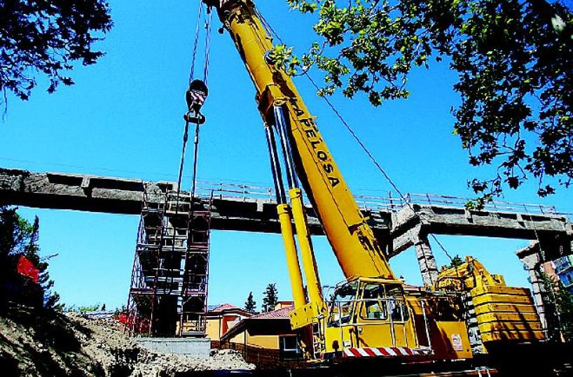 Ponte chiuso da un anno e siamo a metà dell'opera