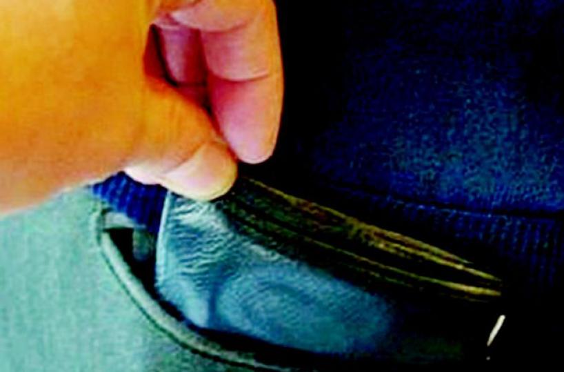 Arrestato a 88 anni il nonnino borseggiatore