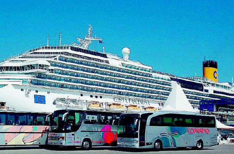 Crocieristi anche a Natale «Il commercio si prepari»