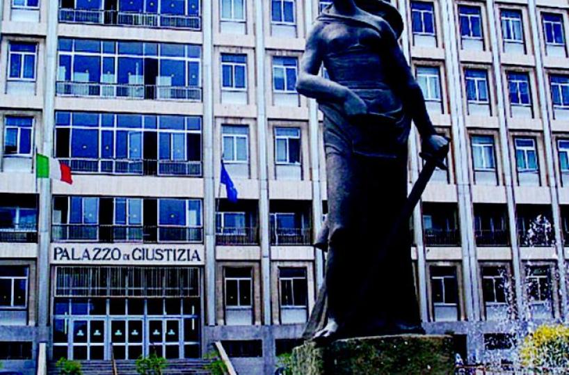 Bambini maltrattati, i genitorichiedono i danni al ministero