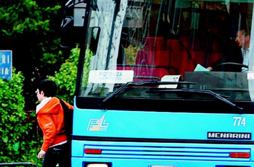 Per gli autisti dei bus a rischio gli stipendi