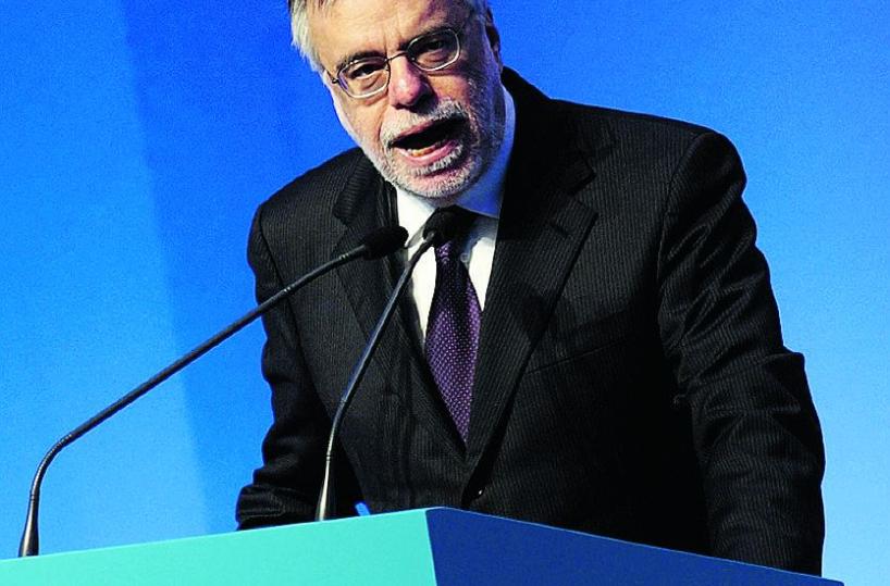 «Da Bari a Kiev una comunità per la pace», la parola all'ex ministro Riccardi