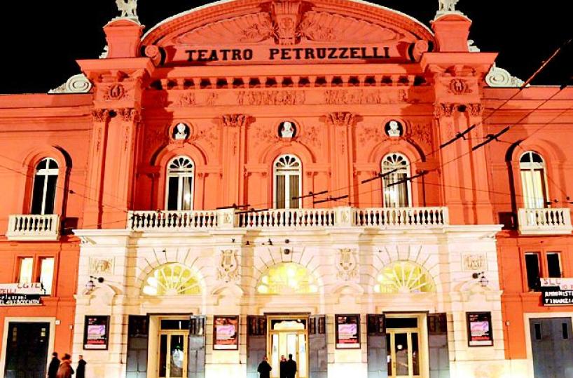 Petruzzelli, la procuraspulcia tre anni di appalti