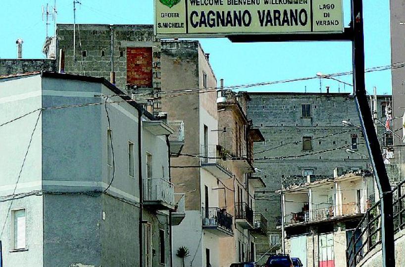 «Avvertito» consigliere comunaleBomba davanti al suo negozio