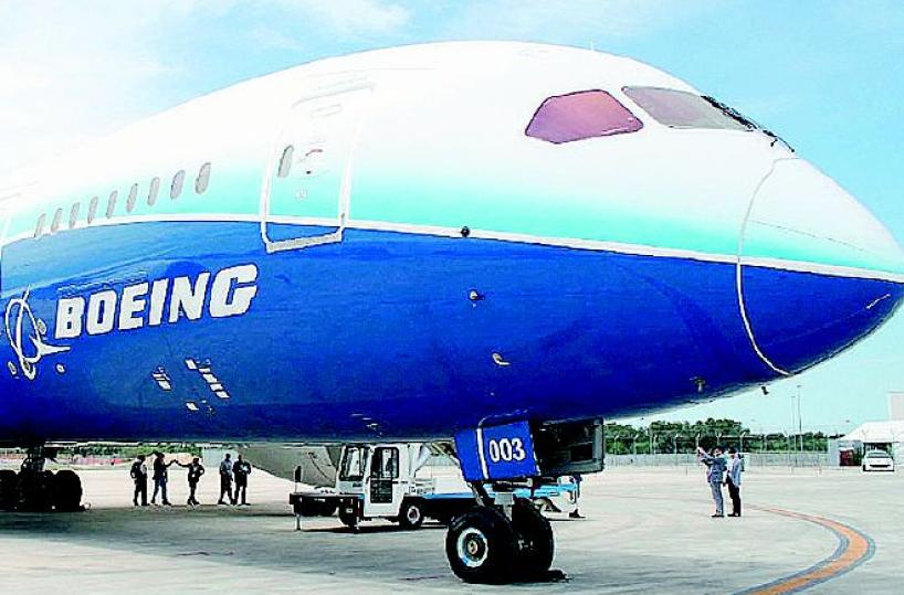 Da Roma primo volo del Boeing 787 il polo aeronautico