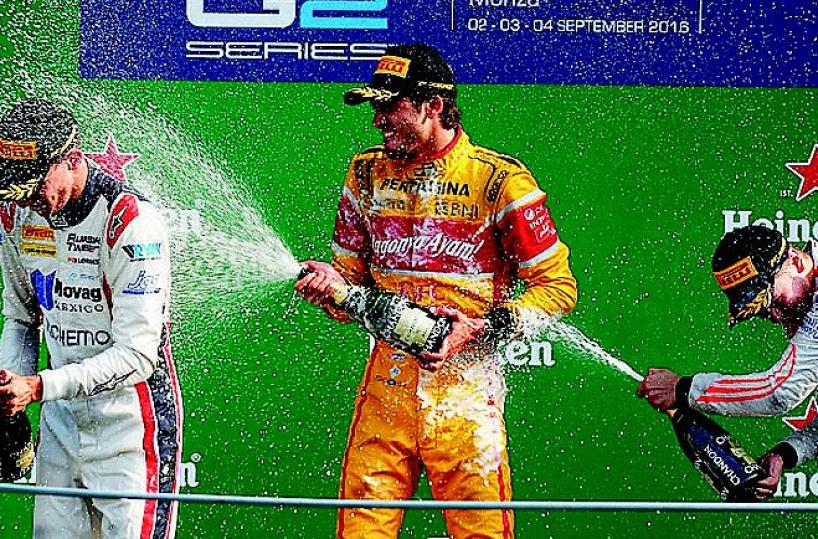 Giovinazzi  dei miracoli Monza in delirio