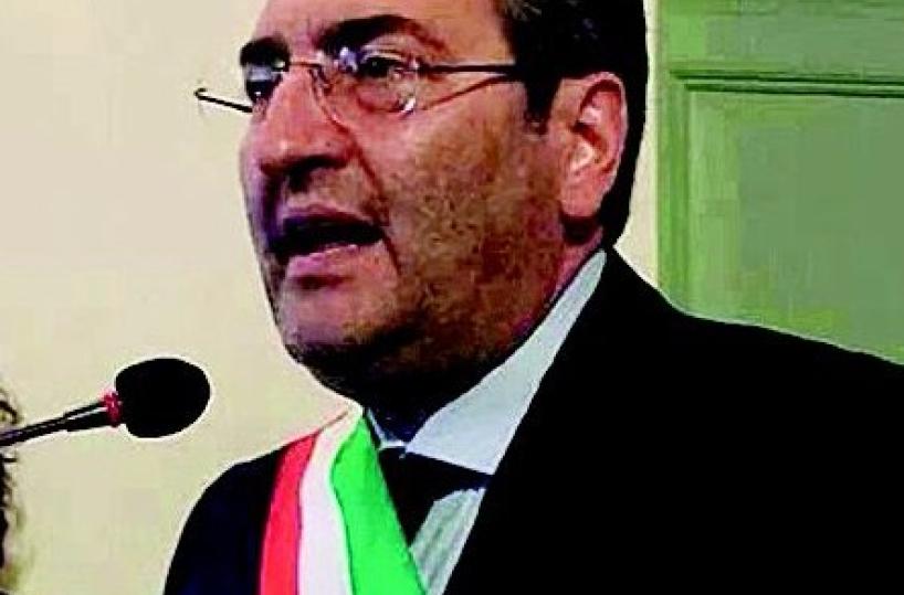 Solai da rimettere in sicurezza in tredici scuole: lezioni rinviate