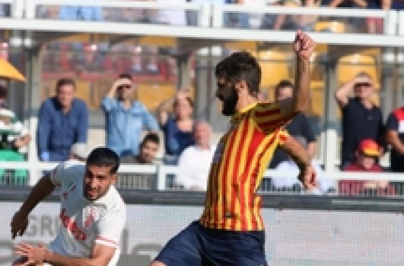Lecce, persiste febbre, il difensore Rossettini in ospedale ma non è Covid 