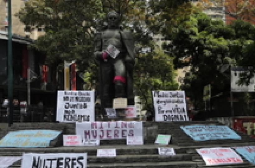 A Caracas cortei opposizione e chavisti