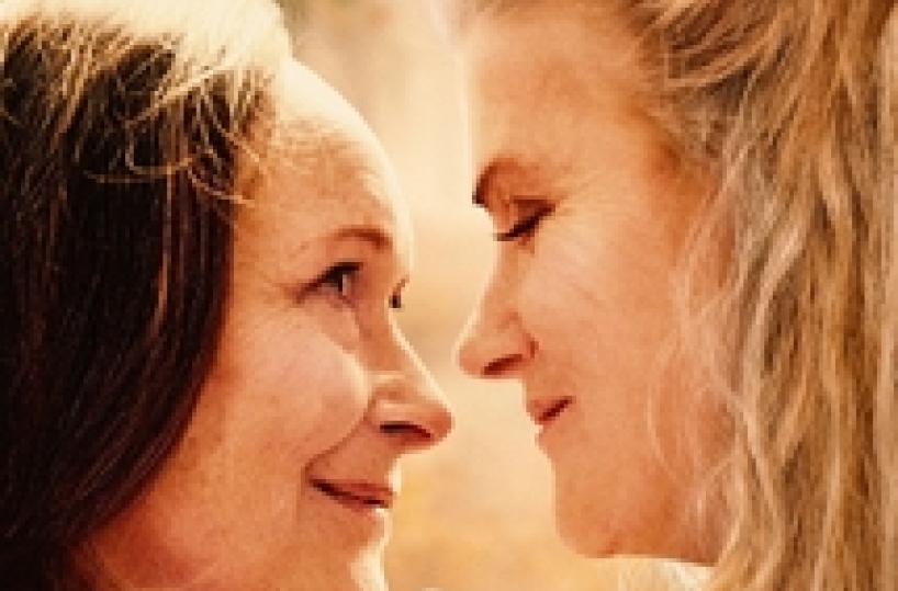 Filippo Meneghetti, racconto l'amore lesbo tra due anziane