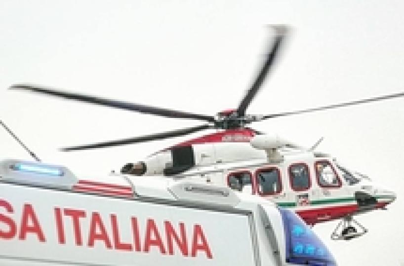 Operaio investito da scarica elettrica