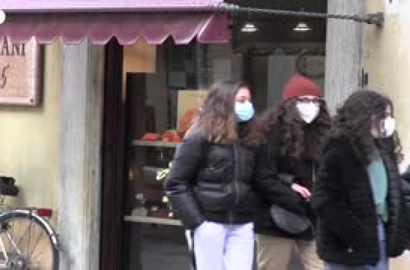 «Covid, ok al liberi tutti ma non ci devono essere gli eccessi»