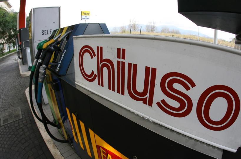 Caro benzina: confermato lo sciopero dei benzinai del 25-26 gennaio