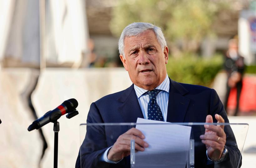 Tajani, condanniamo gli attacchi alla missione Unifil