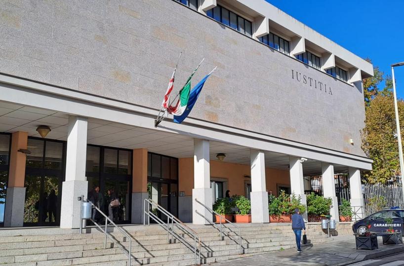 Processo a Grillo jr, figlio presidente corte morto a Roma