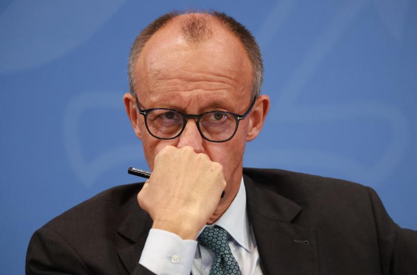 Berlino, decideremo a tempo debito intervento militare