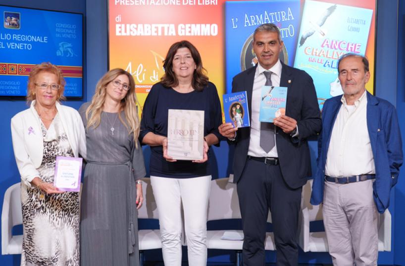 Comunicato Stampa: CRV - Al Ferro Fini i libri ‘L'armatura di Otto’ e ‘Anche Challye ha le ali’ di Elisabetta Gemmo