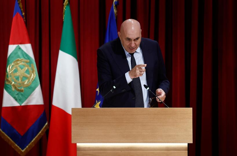 Difesa, hackerato l'account su X del ministro Crosetto