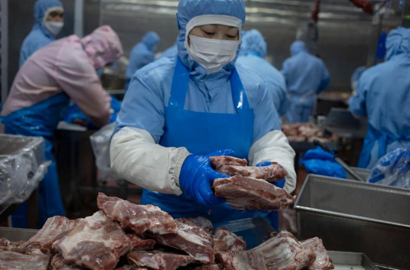Cina, misure provvisorie su import carne di maiale dall'Ue