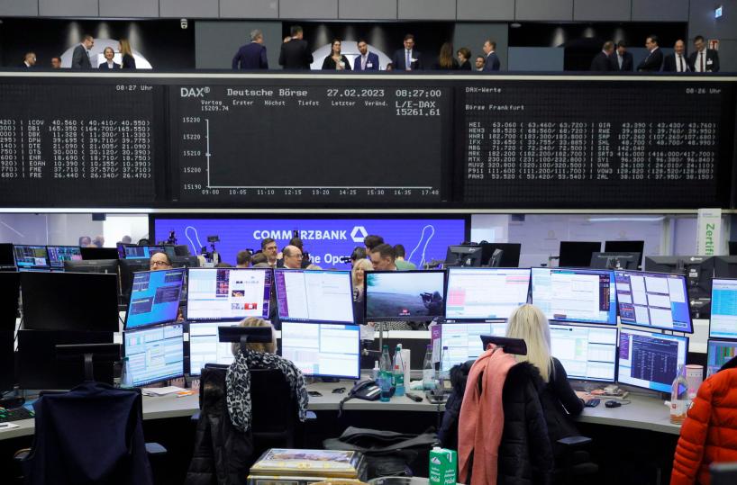 Borsa: bene Milano (+0,3%) con l'Europa, brilla Banco Bpm